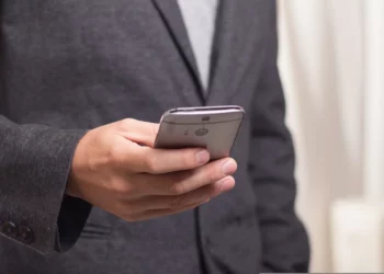 Why Businesses Need a Self-Booking Tool for Travel